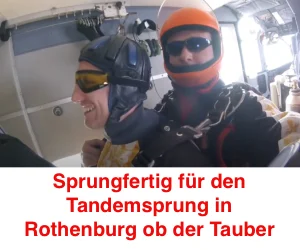 sprungfertig in 3000m Höhe fallschirmspringen in rothenburg Vorbereitung Tandemsprung