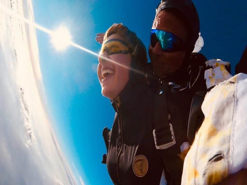 Bayern und Skydiving mit Fallschirmsport Schatt