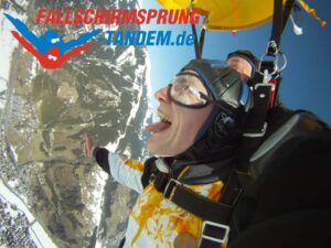 Fallschirm springen Österreich Tandemsprung Geschenk Gutschein